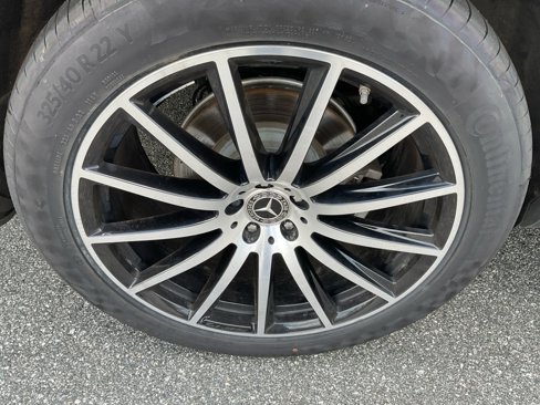 Used 2022 Mercedes-Benz GLS 450 4MATIC image 27