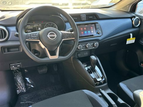 New 2025 Nissan Versa SV image 2