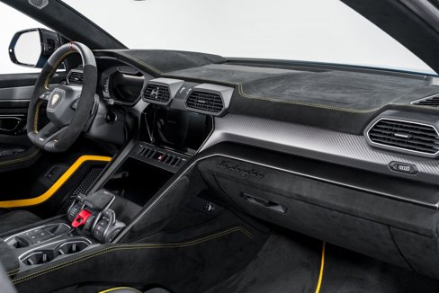 Used 2024 Lamborghini Urus Performante image 39