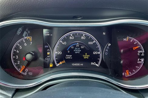 Used 2020 Jeep Grand Cherokee Altitude image 20