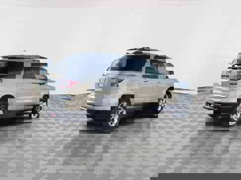 Used 2014 GMC Acadia SLE image 8