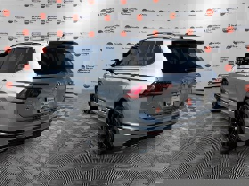 Used 2021 Volkswagen Tiguan SE R-Line w/ 3rd Row Seat Package image 3