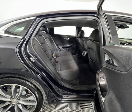 Used 2023 Chevrolet Malibu LT image 6
