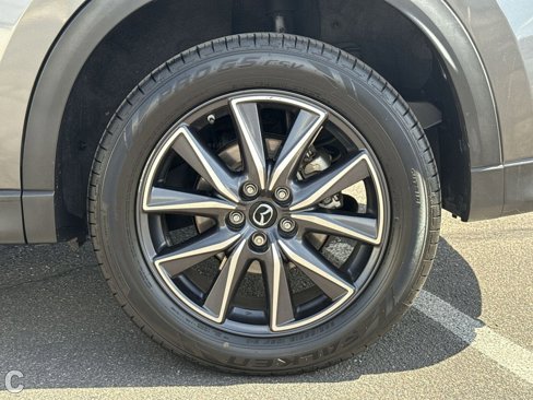 Used 2018 MAZDA CX-5 Touring w/ Preferred Equipment Package image 34