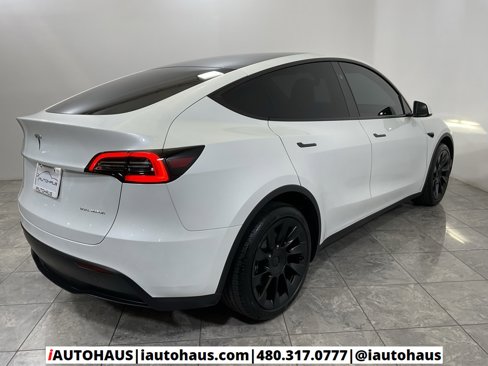 Used 2024 Tesla Model Y Long Range image 6