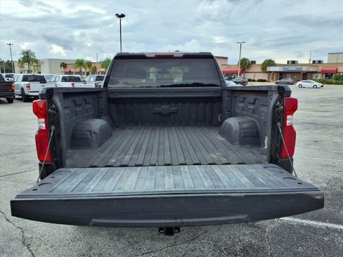 Used 2022 Chevrolet Silverado 1500 Custom image 17