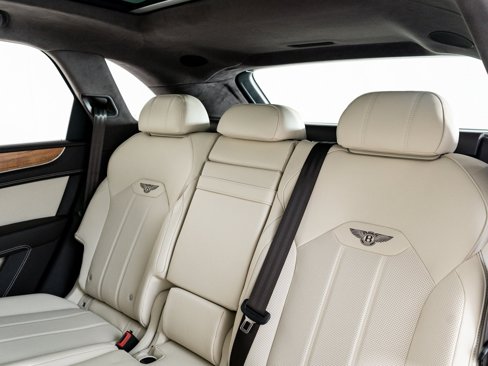 New 2025 Bentley Bentayga image 25
