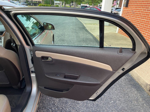 Used 2012 Chevrolet Malibu LT w/ Sunroof Package image 30