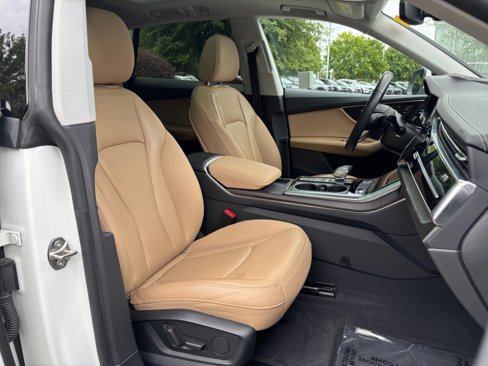 Certified 2023 Audi Q8 Premium w/ Convenience Package image 28