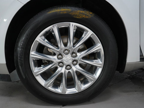 Used 2018 Buick Enclave Premium w/ Experience Buick Package image 32