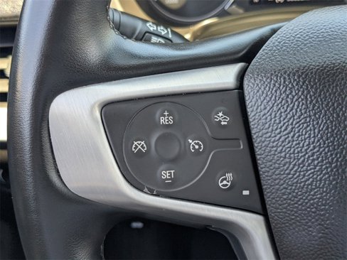Used 2024 GMC Terrain SLT image 23