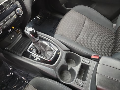 Certified 2019 Nissan Rogue SV image 25