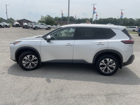 Used 2022 Nissan Rogue SV image 5