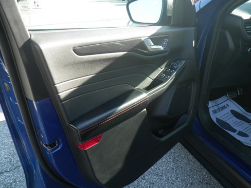 Certified 2023 Ford Escape ST-Line image 16