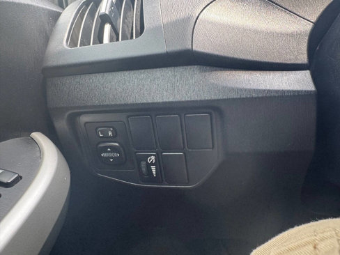 Used 2015 Toyota Prius Four image 29