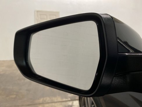 Used 2023 Chevrolet Malibu LT image 89