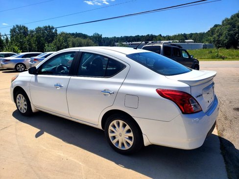 Used 2018 Nissan Versa SV image 10