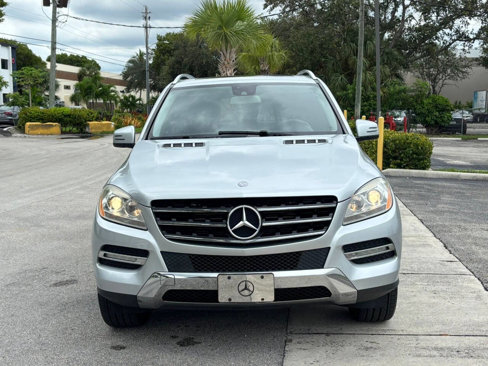 Used 2014 Mercedes-Benz ML 350 4MATIC w/ Premium 1 Package image 3