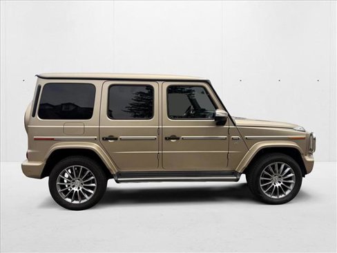 Used 2023 Mercedes-Benz G 550 image 9