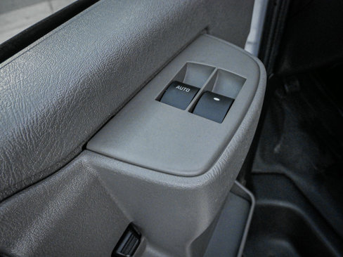 Used 2017 GMC Savana 2500 image 15