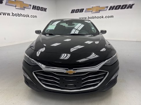 Used 2023 Chevrolet Malibu LT image 2