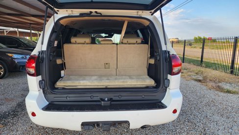 Used 2018 Toyota Sequoia Limited image 16