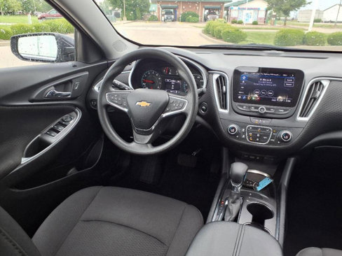 Used 2024 Chevrolet Malibu LT image 12
