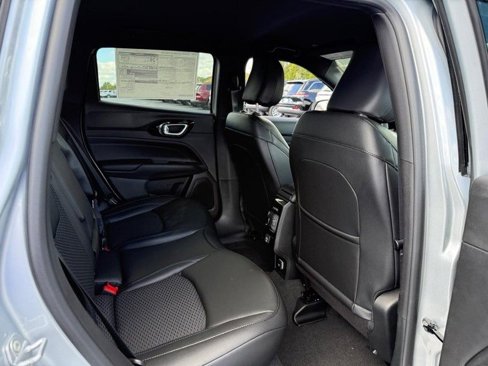 New 2026 Jeep Compass Latitude image 5