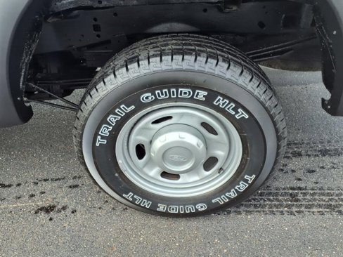 Used 2018 Ford F250 XL w/ Power Equipment Group image 16