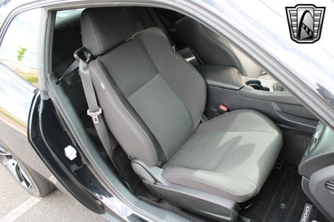Used 2015 Dodge Challenger R/T Scat Pack image 25