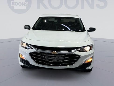 Used 2023 Chevrolet Malibu LS image 19