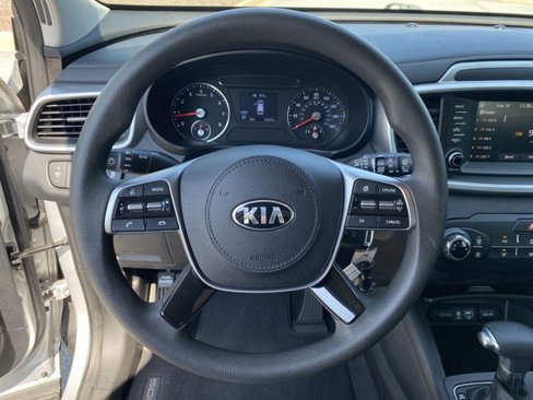 Used 2019 Kia Sorento L image 34