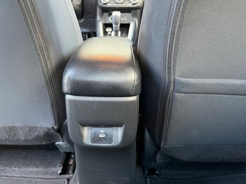 Used 2023 Nissan Versa SV image 24