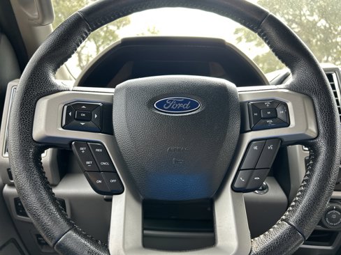 Used 2016 Ford F150 Lariat image 24
