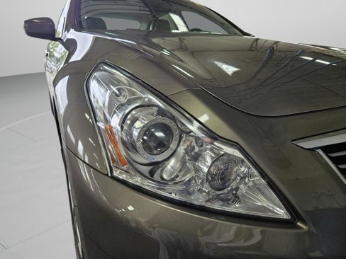 Used 2013 INFINITI G37 Journey w/ Premium Pkg image 36