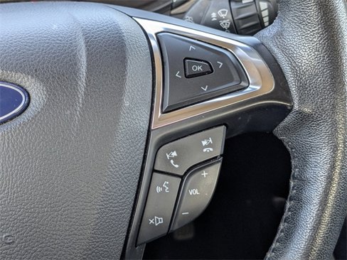 Used 2020 Ford Fusion SEL image 31