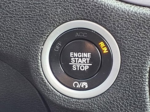 Used 2023 Dodge Charger SXT image 7