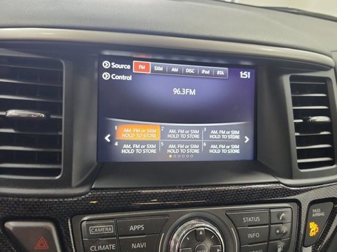 Used 2020 Nissan Pathfinder SL image 4