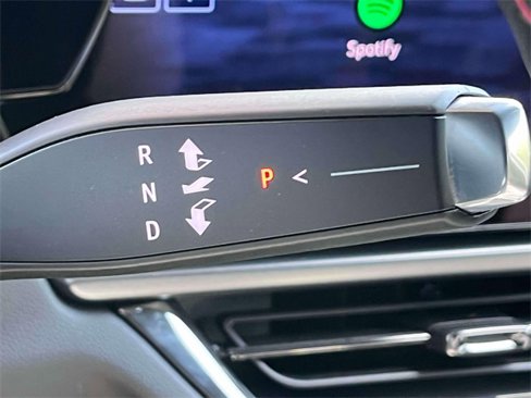 Used 2024 Chevrolet Equinox EV RS image 35