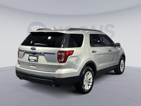 Used 2016 Ford Explorer FWD image 7