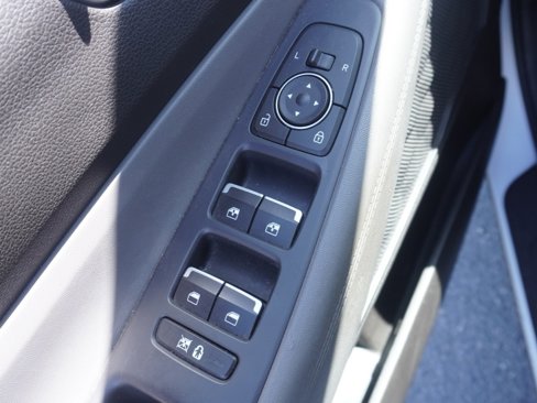 Used 2020 Hyundai Santa Fe SEL image 14