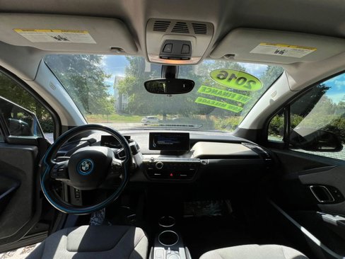 Used 2016 BMW i3 w/ Range Extender image 11
