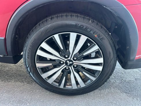 Used 2019 Mitsubishi Outlander SE image 15