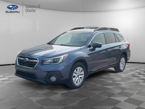 Used 2018 Subaru Outback 2.5i Premium image 12