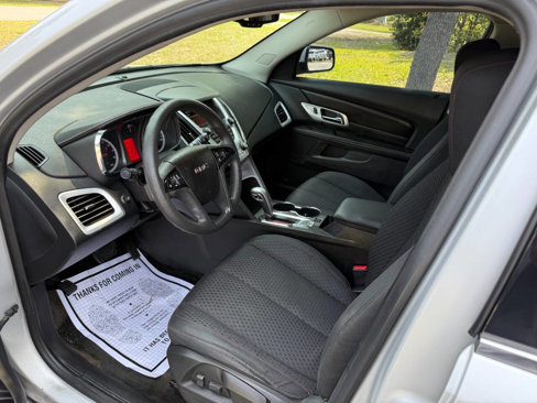 Used 2015 GMC Terrain SLE image 9