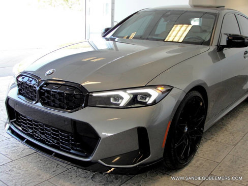 Used 2023 BMW 330i Sedan w/ M Sport Package image 16
