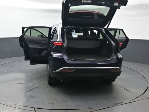 Certified 2022 Toyota Venza XLE image 54