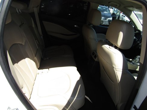 Used 2017 Buick Envision Essence image 22