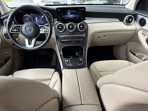 Used 2022 Mercedes-Benz GLC 300 4MATIC image 21