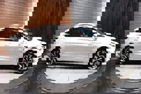 Used 2020 Tesla Model 3 Long Range image 17